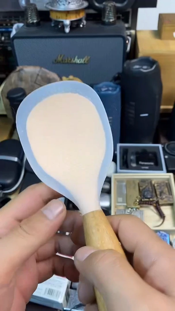 瓷片闪购商品，如图所示