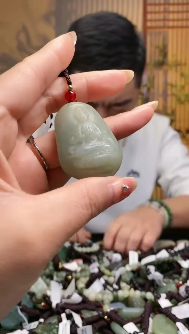 【闪购商品】和田玉颈饰未镶嵌多样性发货，拍一发一