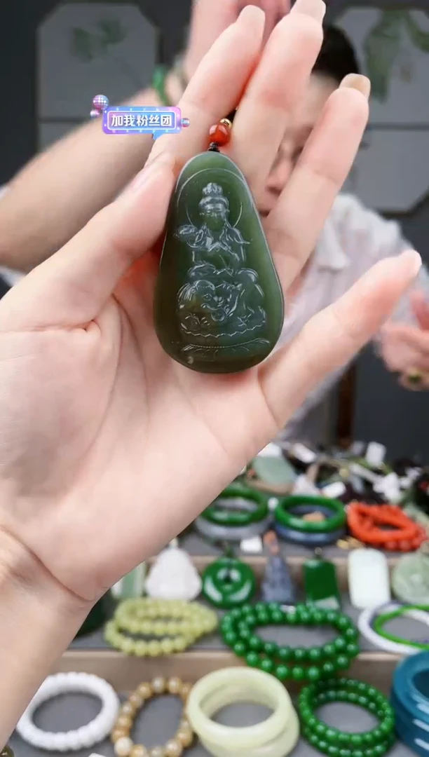 和田玉未镶嵌颈饰拍一发一拍一发一