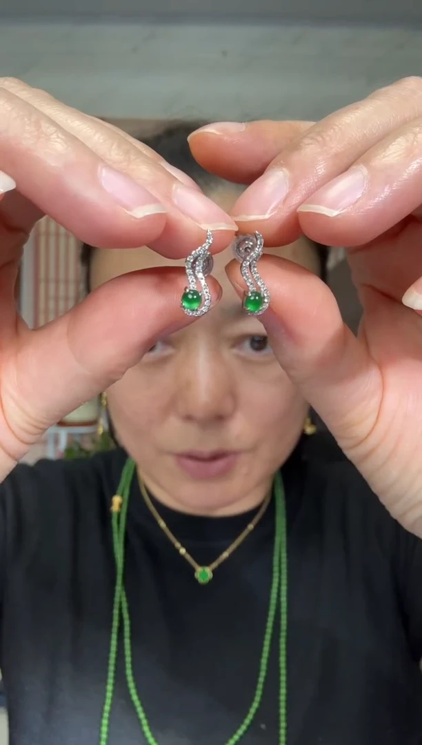 颈饰银S925镶嵌翡翠00002699