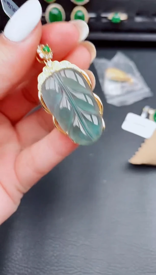 【闪购商品】翡翠颈饰银S925镶嵌天然a货翡翠581