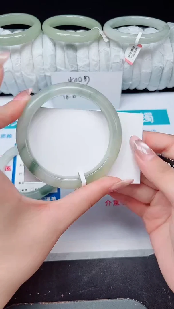 未镶嵌手镯石英质玉124-58/59