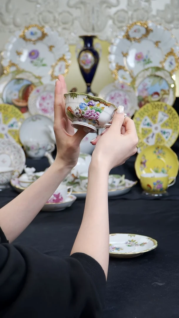 骨瓷婷婷中古器物如图所示82