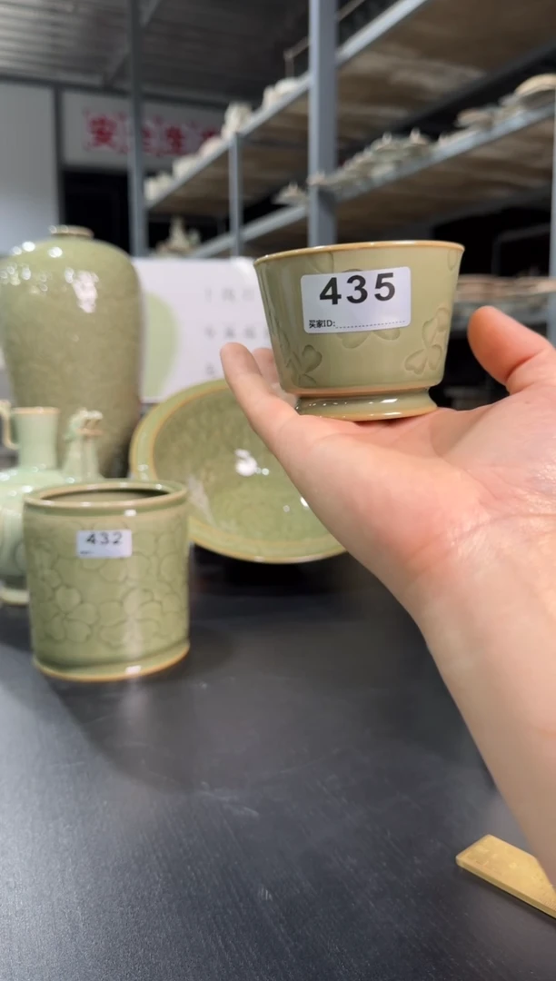 耀州窑仰山直口小猫杯4335