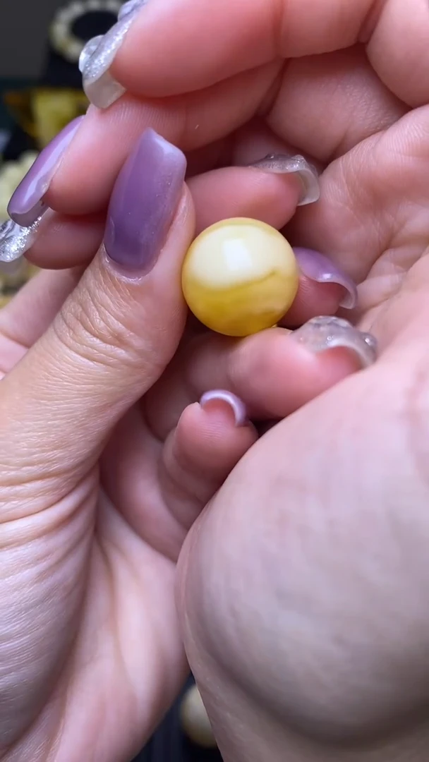 【闪购商品】琥珀裸石未镶嵌葵. 8