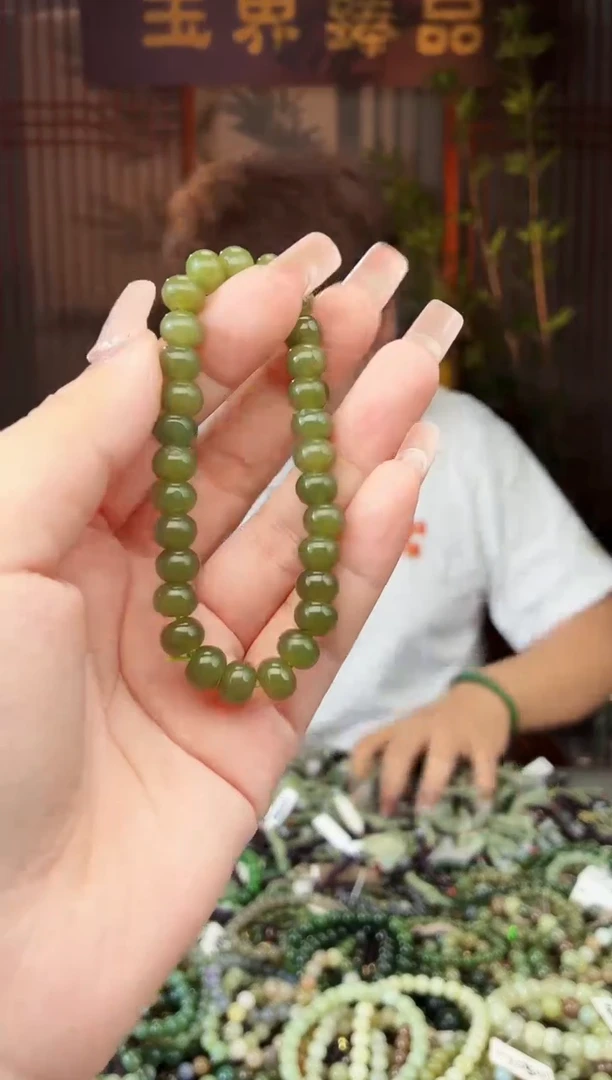 和田玉未镶嵌颈饰拍一发一