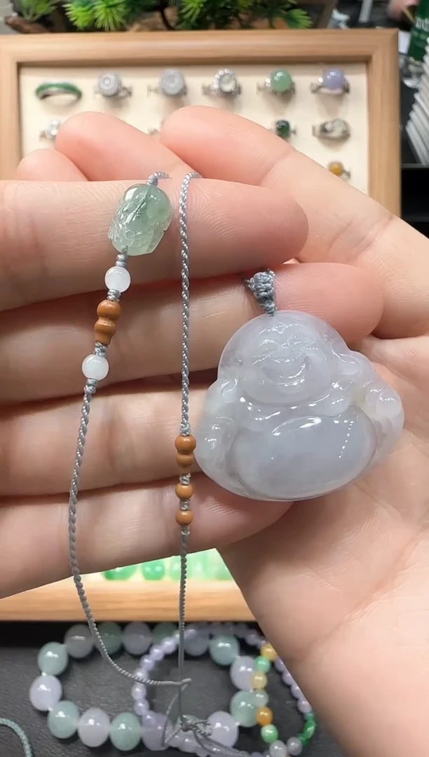 颈饰未镶嵌翡翠佛公