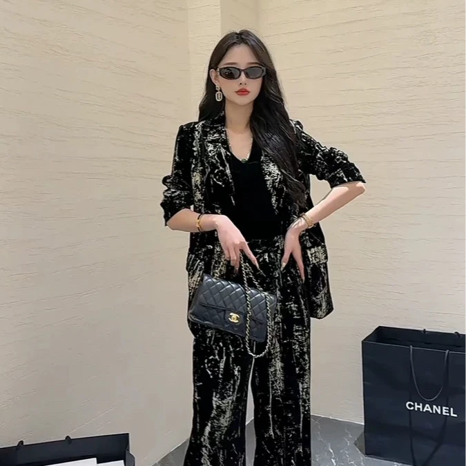秋冬爆款高级感烫金大牌气质外套裤子 套装LSLYQ3219