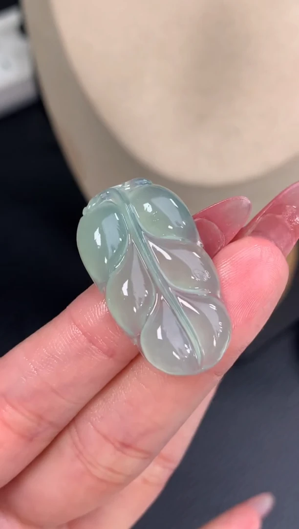 未镶嵌定制翡翠叶子