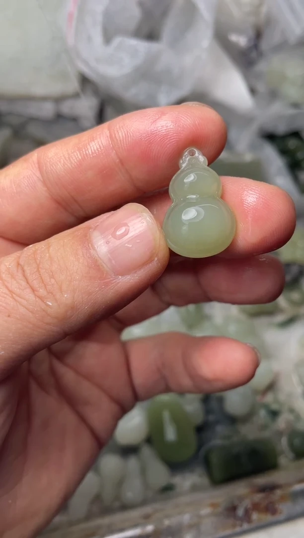 颈饰未镶嵌和田玉01