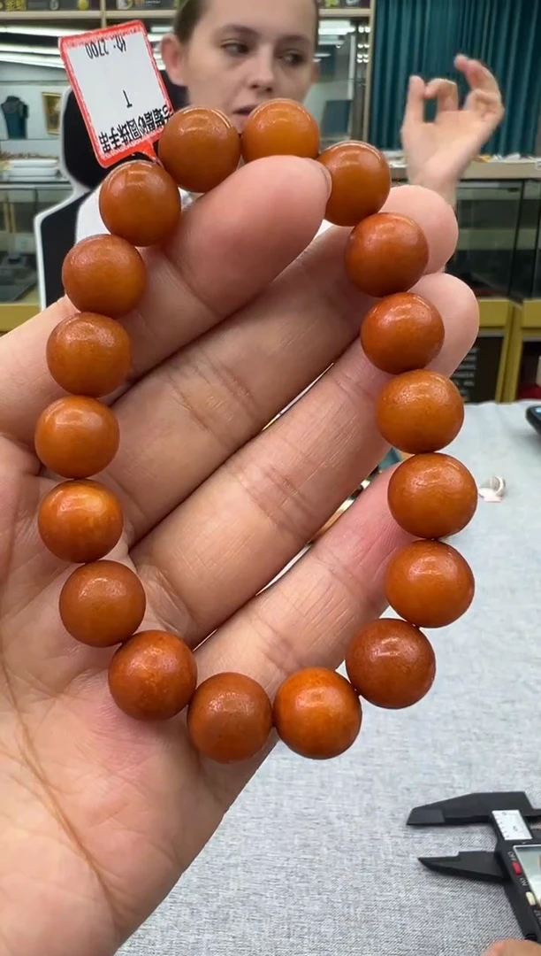 未镶嵌琥珀手链4秒拍号假一罚十