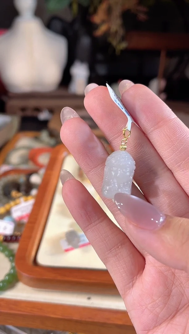 【闪购商品】和田玉吊坠(不含链)银S925镶嵌多样性发货其一