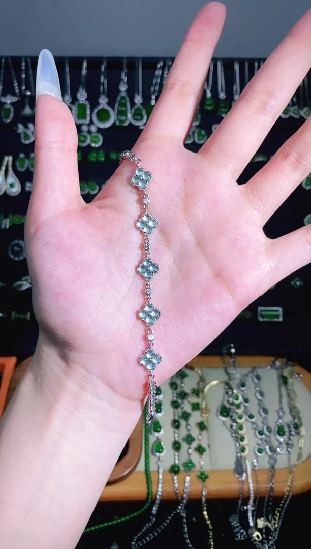 银S925镶嵌手链翡翠多样性