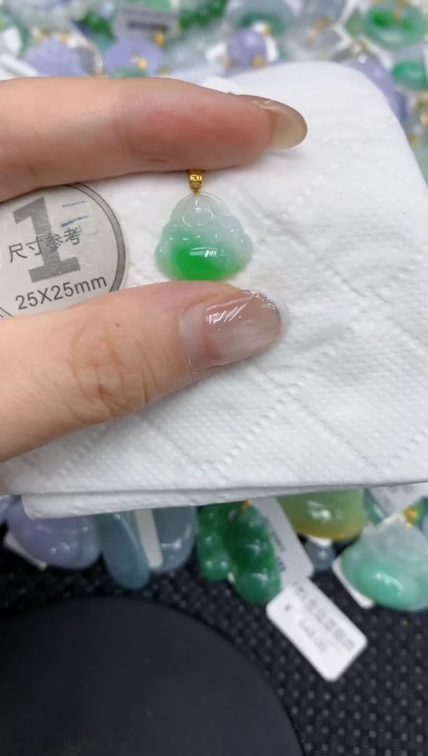 颈饰18K金镶嵌翡翠1111111