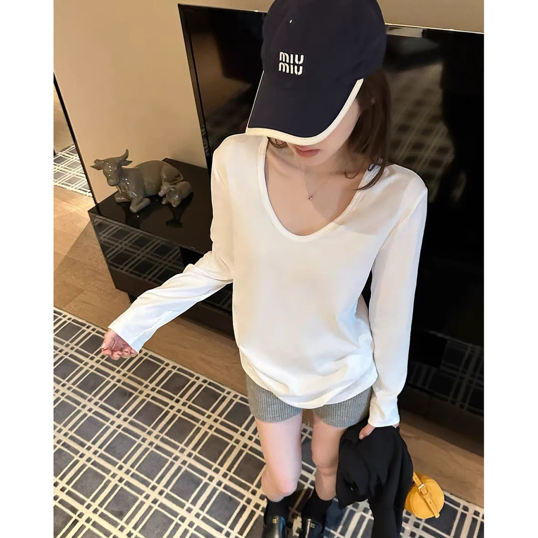 慵懒风正肩V领长袖T恤女2025新款早秋穿搭内搭打底衫宽松好看上衣