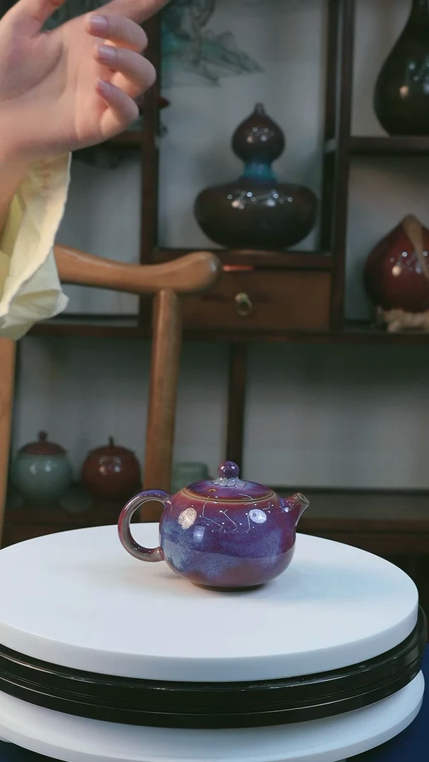 钧瓷蓝紫色迷你西施壶
