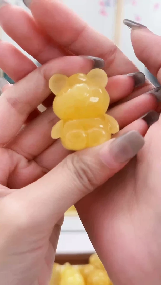 未镶嵌蜜蜡裸石12.6g小熊吊坠