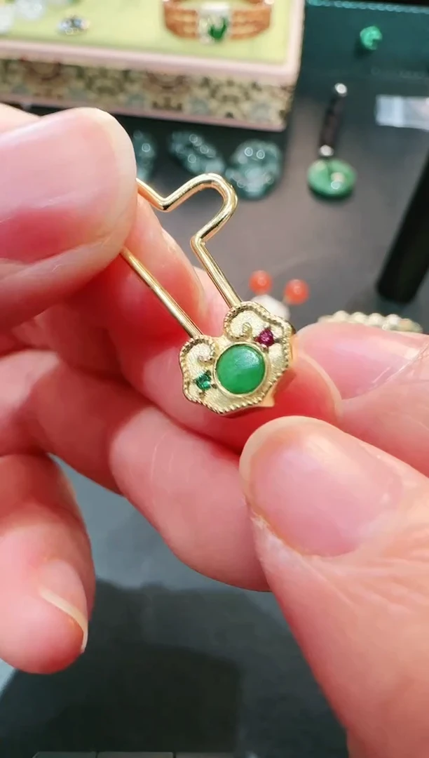 【闪购商品】翡翠颈饰银S925镶嵌吊坠