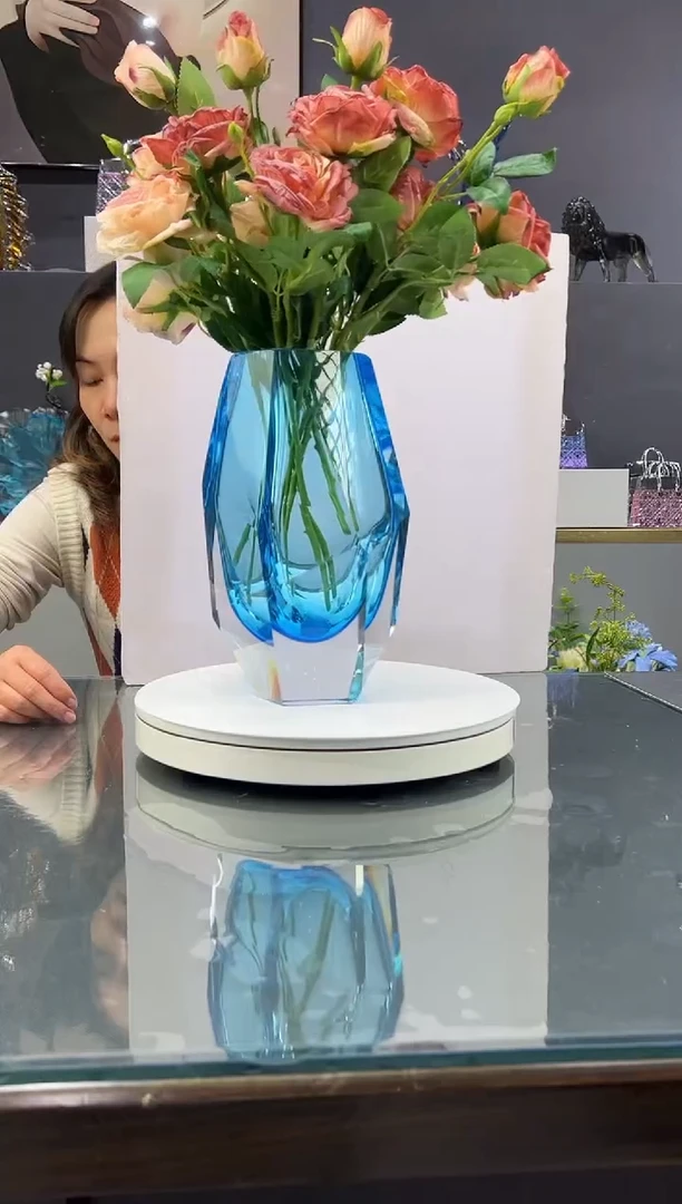 琉璃  水晶琉璃花瓶1个