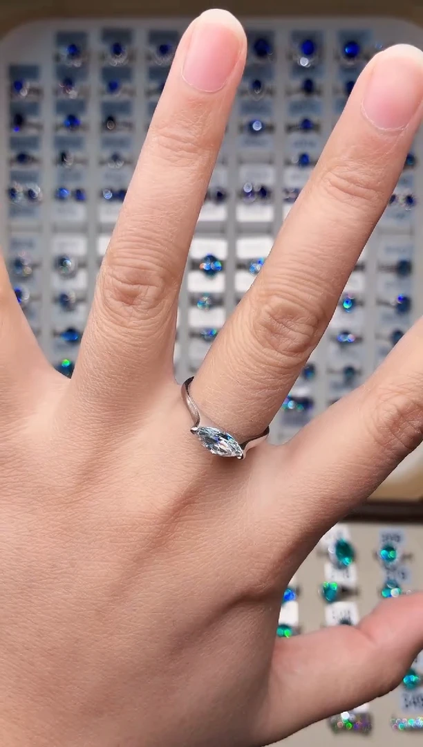 无925银925银 天空蓝色系列轻奢女神款式