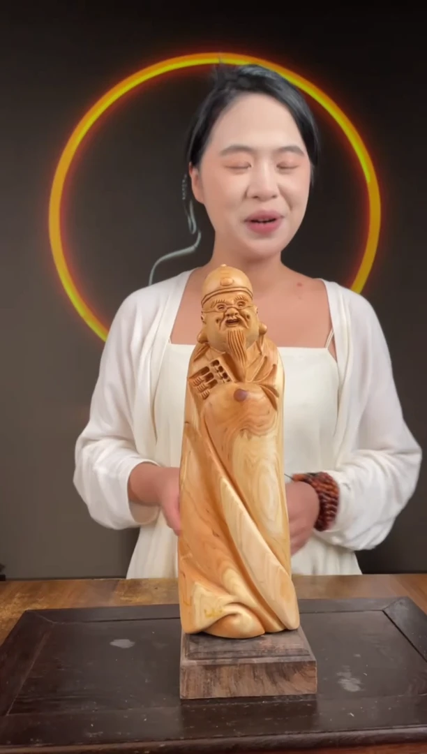 柏木（崖柏）手工摆件,先抢先得 编号:68