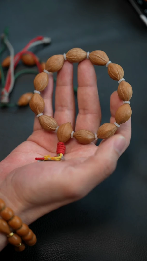 手串/手链橄榄核原皮三面佛 13mm