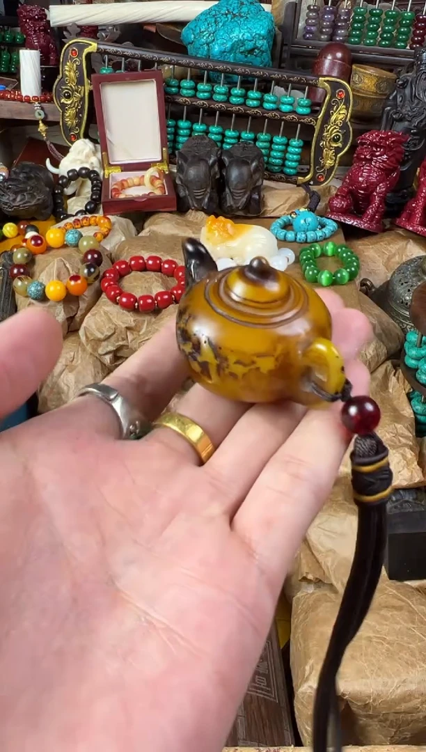 未镶嵌蜜蜡裸石主播推荐主播推荐