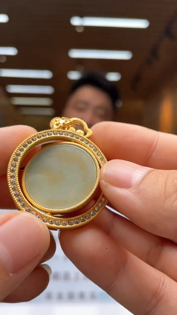 翡翠未镶嵌颈饰*********500