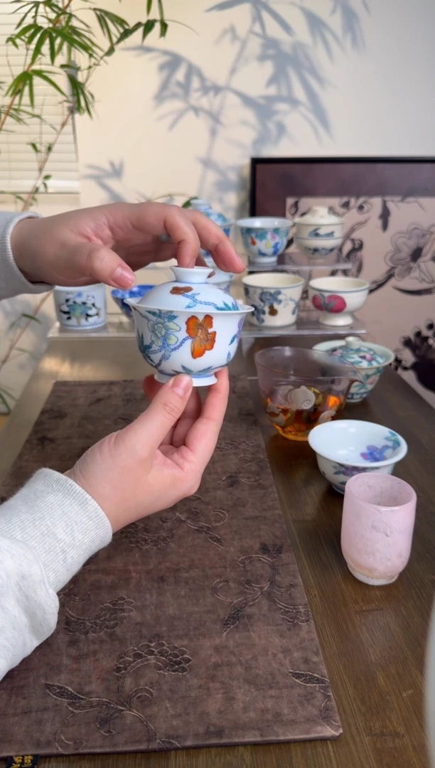 【闪购商品】景德镇斗彩手绘盖碗