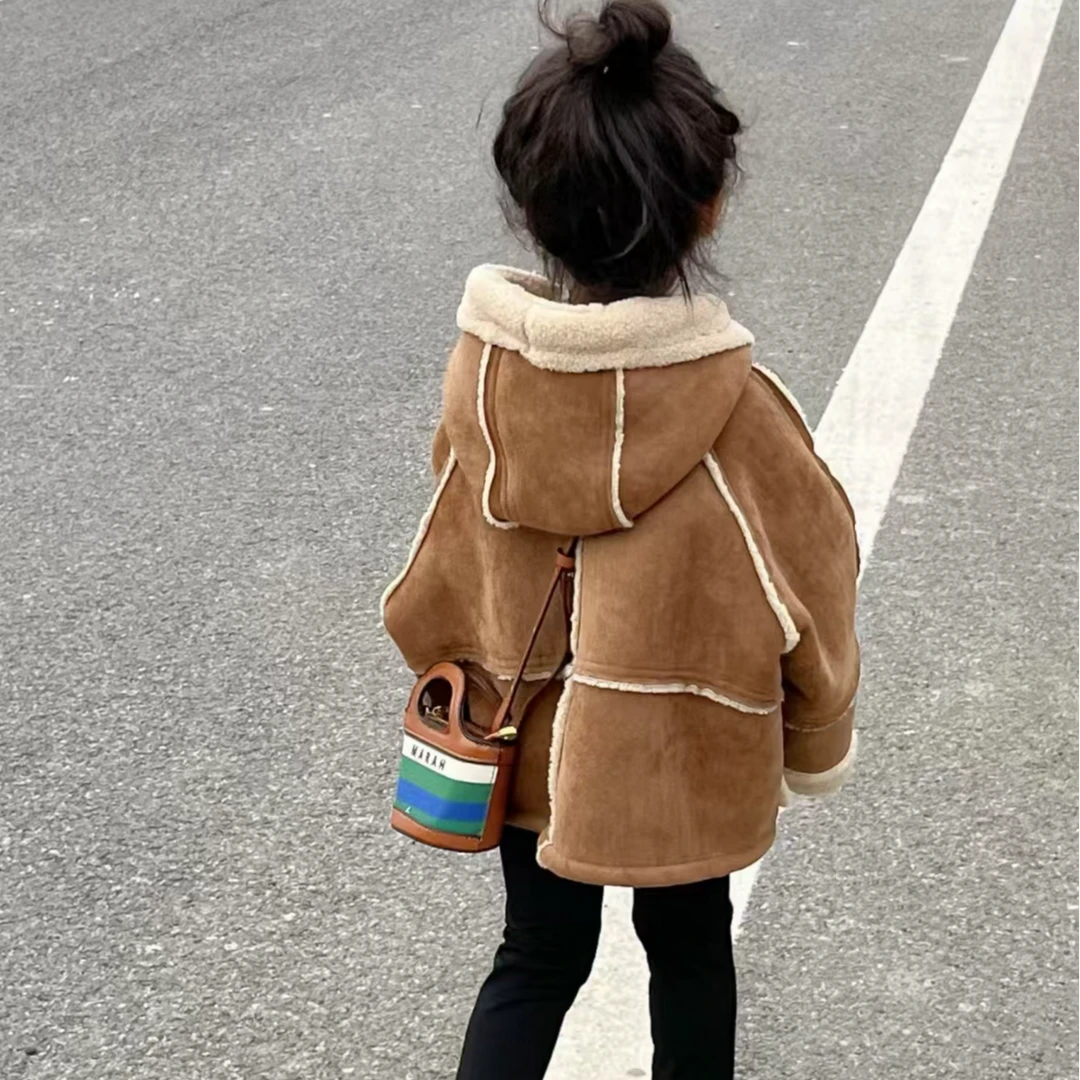 小贝比婴儿奥粒绒小熊偏襟连体