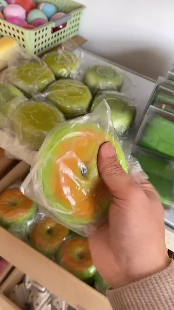 抹茶熊熊芝士+小金箔吐司+抹茶贝果，，默认瑕疵无售后