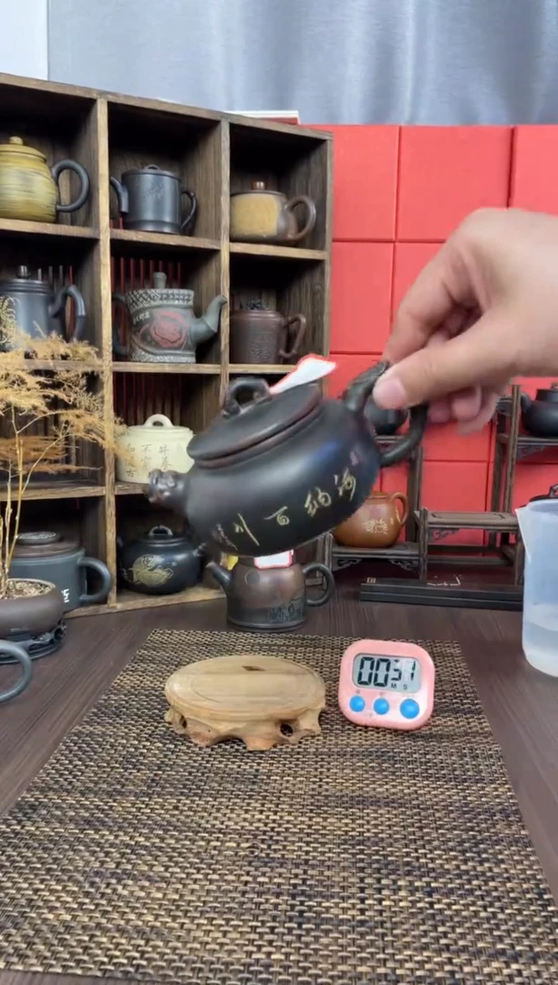 坭兴陶手工壶直播间