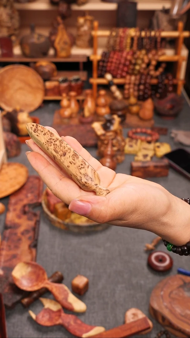 非洲檀香无事牌是***！鬼柳尖叶木樨榄盘