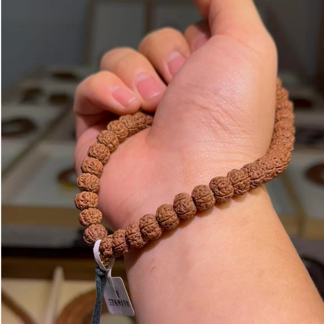 原生态老树王手持金刚菩提+礼盒+配饰