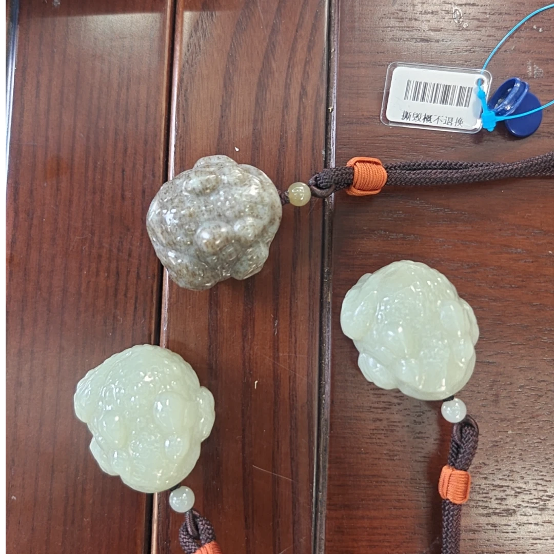 和田玉 且末迪克兰 金蟾 多样性发一