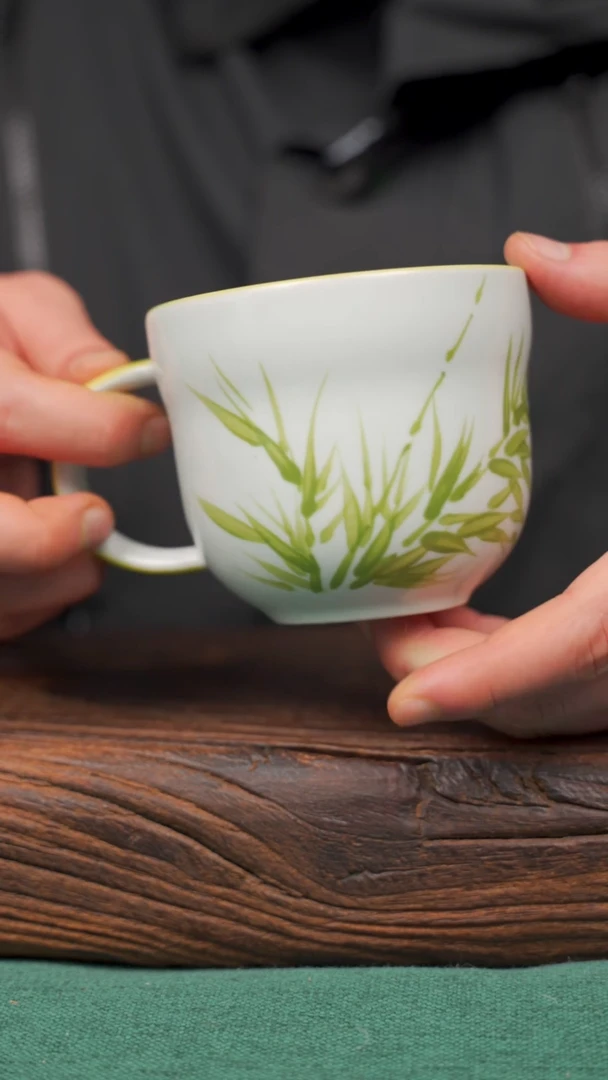 【闪购商品】瓷片76寻一缕瓷香杯釉下手工手绘瓷器