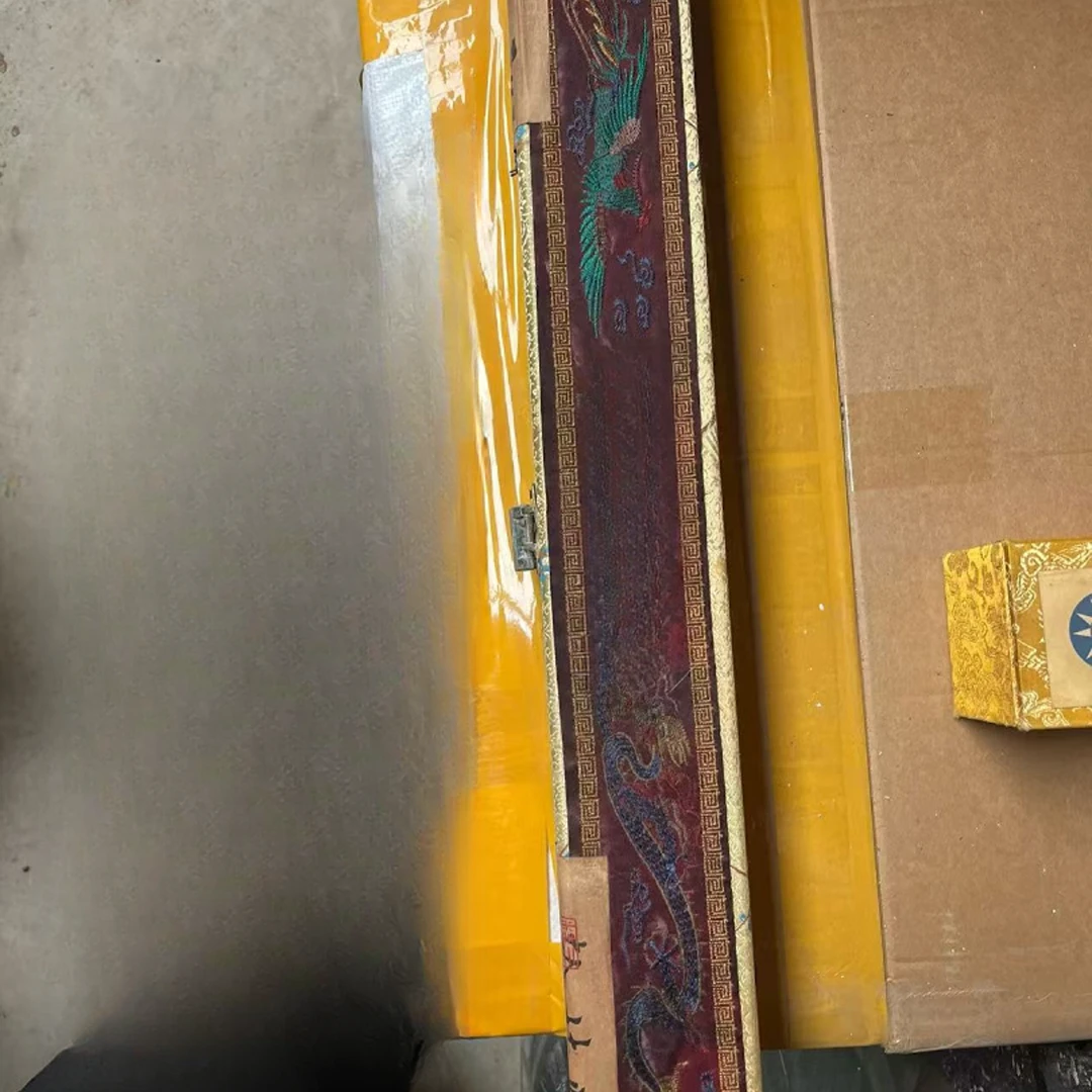 精品摆件刺绣长盒