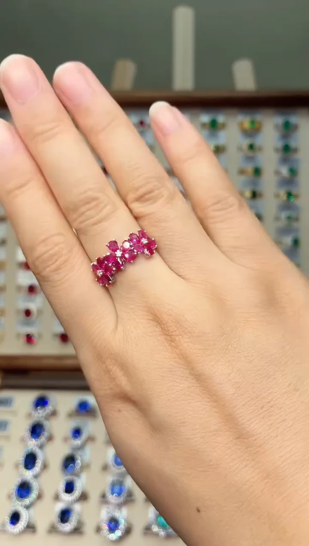 银S925镶嵌戒指红宝石0