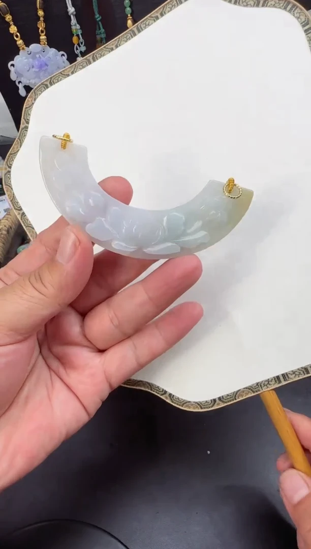 【闪购商品】翡翠颈饰未镶嵌拍照