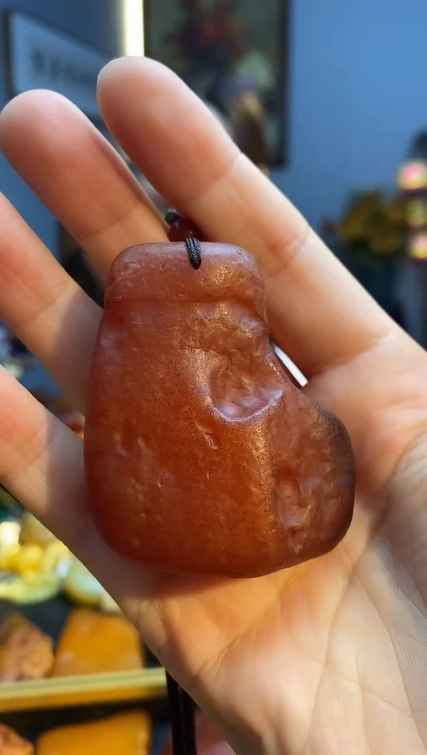 琥珀颈饰未镶嵌挂件
