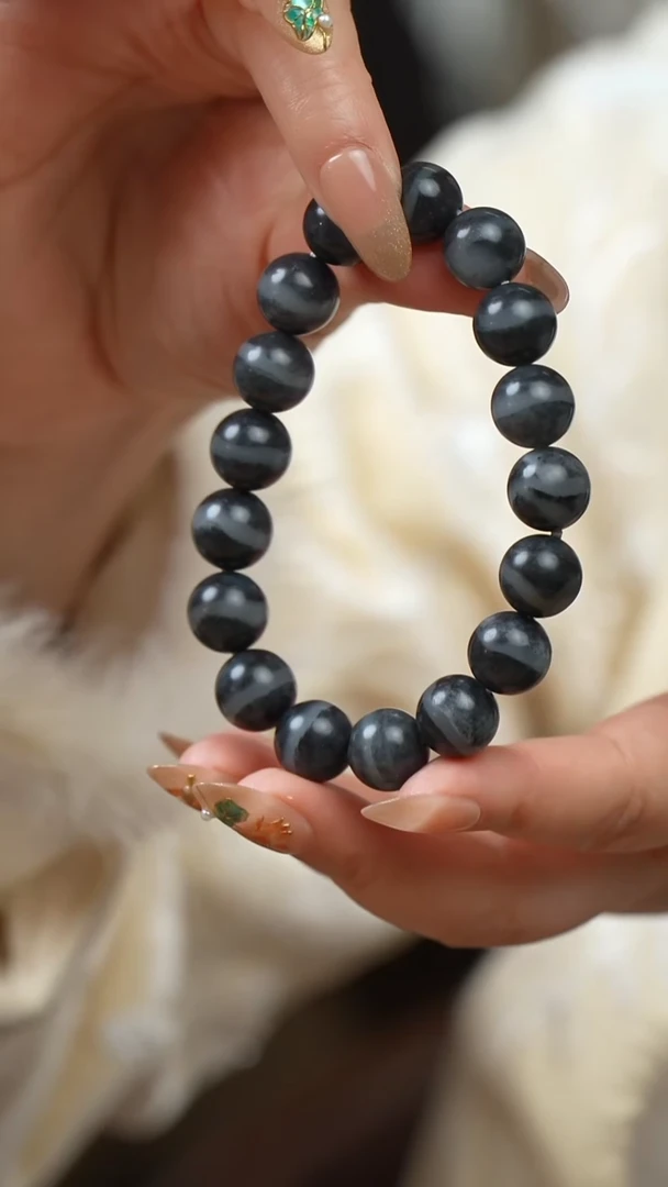 未镶嵌和田玉把件仟**贸手串