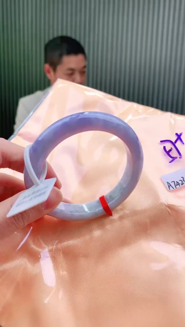 未镶嵌手镯翡翠57