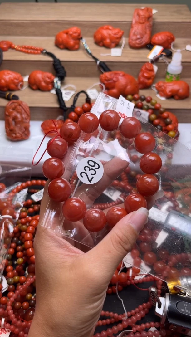 【闪购商品】南红玛瑙珠宝奇石未镶嵌239-16+