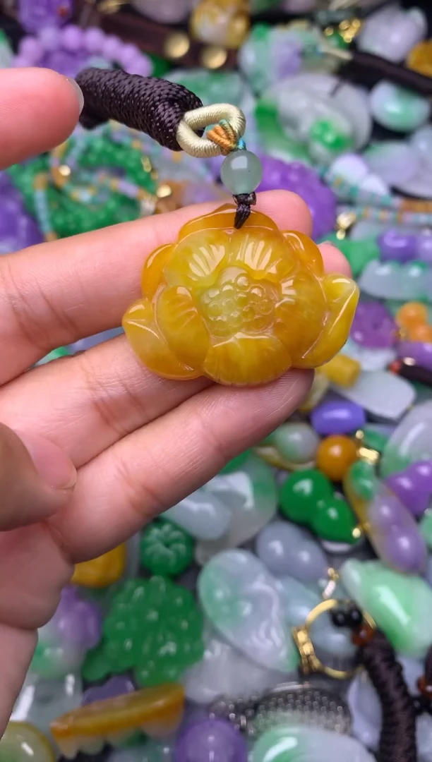 颈饰未镶嵌翡翠缅甸翡翠吊坠