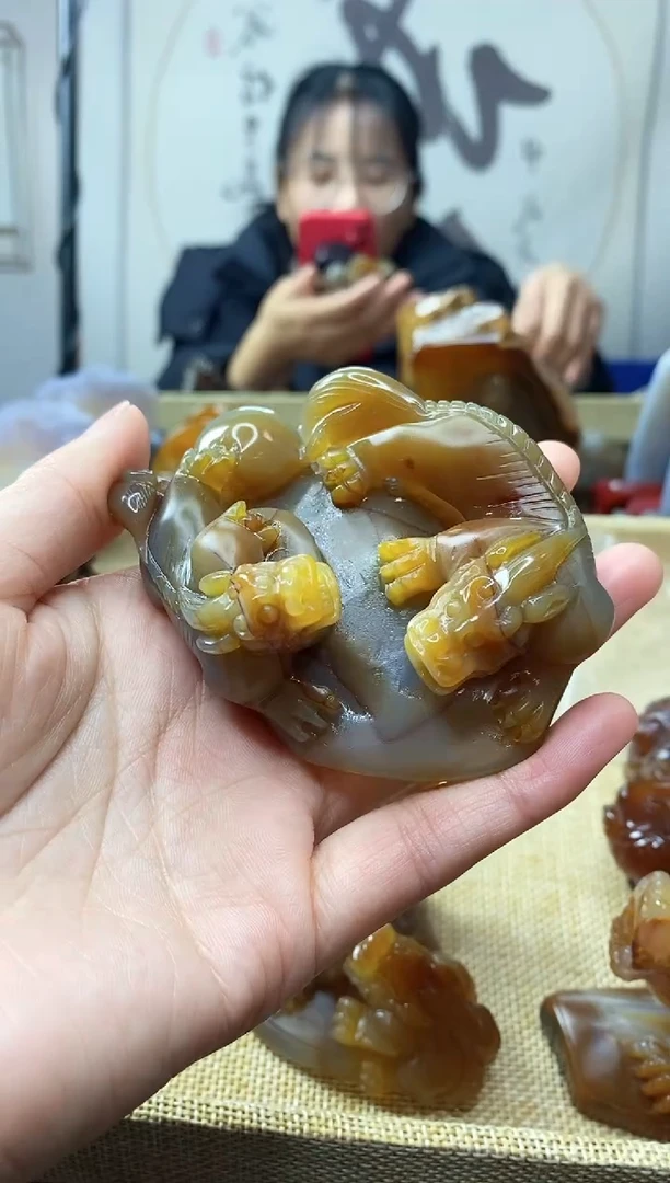 【闪购商品】玛瑙/玉髓手把件未镶嵌0