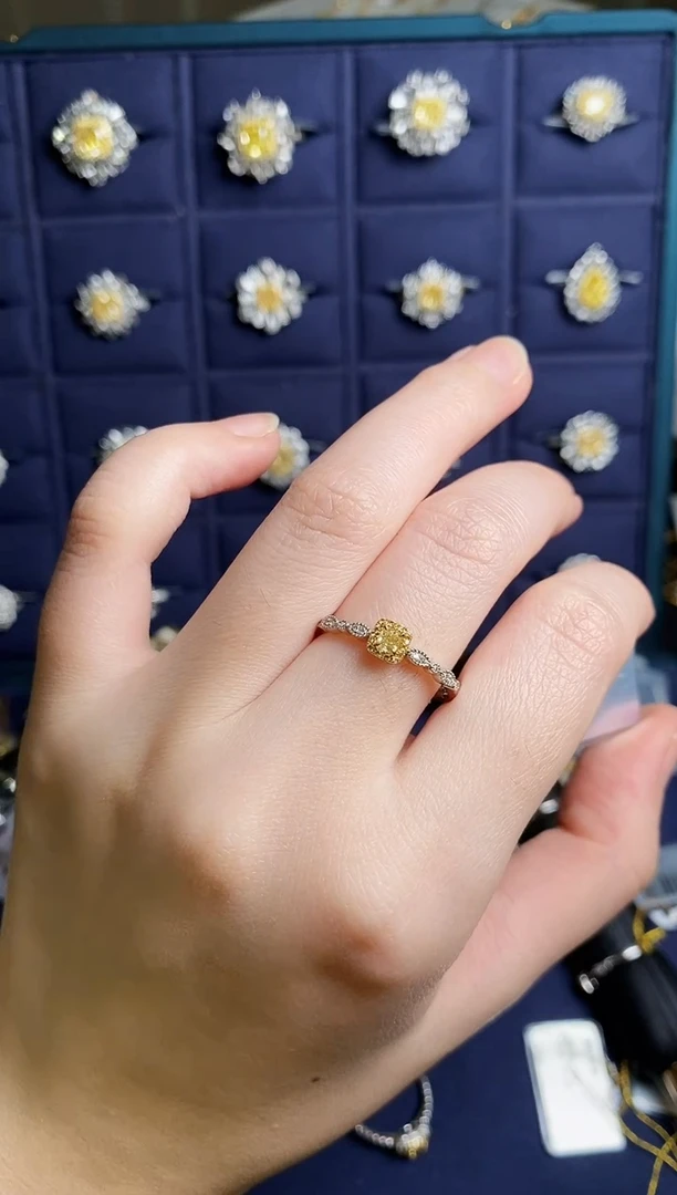 18K金镶嵌戒指钻石10