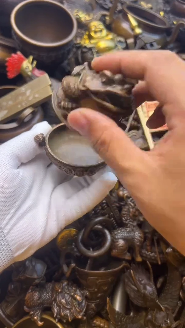 精美铜器，点击下单