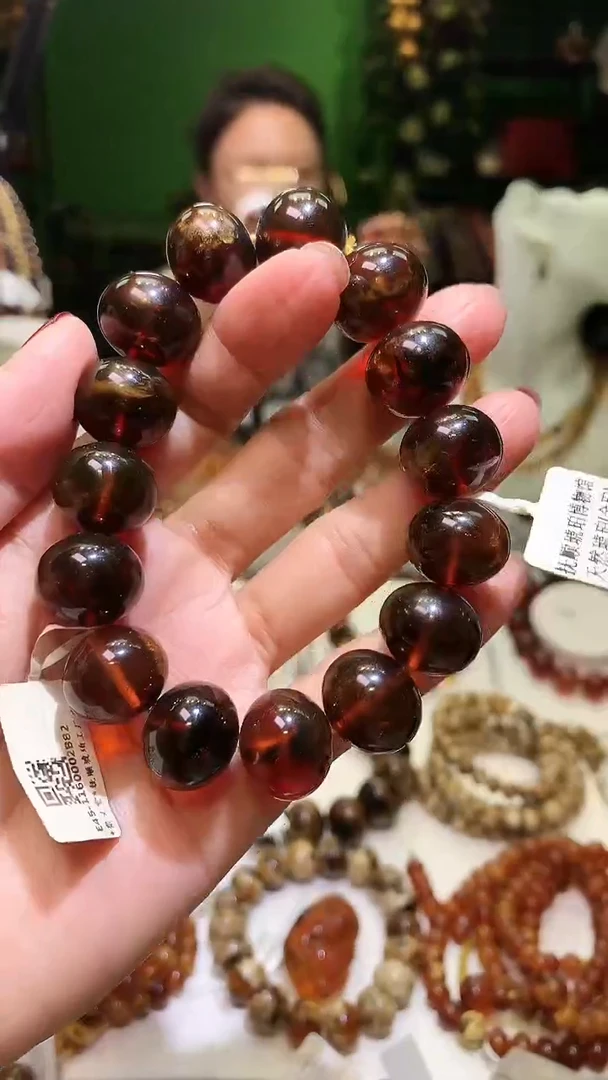 【闪购商品】琥珀裸石未镶嵌抚顺琥珀