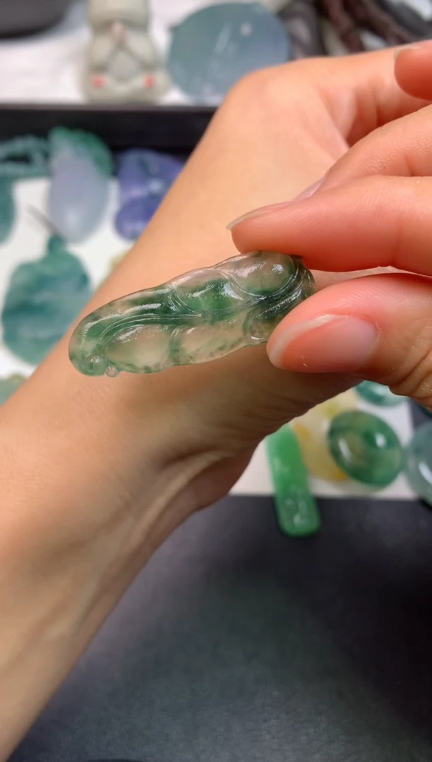 【闪购商品】定制翡翠未镶嵌0531980512