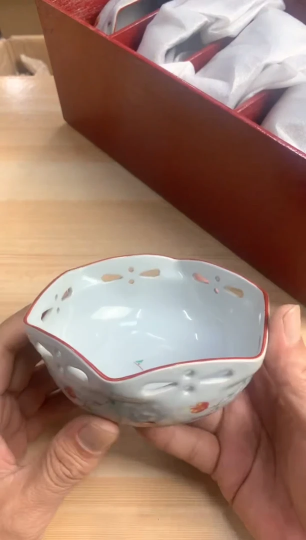 默认微瑕，no退no换，介意勿拍 12CM